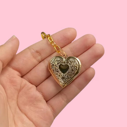 Miniscrapbook® Heart Locket Keychain